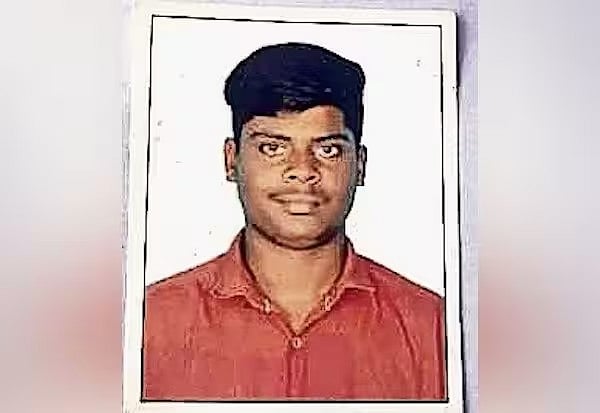 கொதிக்கும் ரச அண்டாவில் தவறி விழுந்த இளைஞர்.. Part Time-ஆக கேட்டரிங் வேலை செய்யும் இடத்தில் சோகம் !