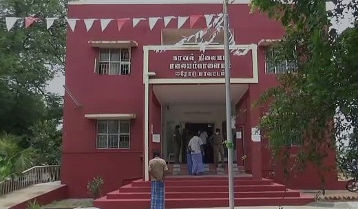 கொடுமுடி காவிரி ஆற்றில் மூழ்கி  தந்தை - மகன் பலி.. விடுமுறையை கொண்டாட வந்த இடத்தில் நடந்த சோகம்!