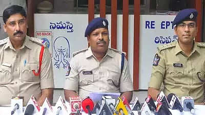 தாயின் இரகசிய உறவால் கடுப்பான மகள்:ஒரு கிராமத்துக்கே தீ வைத்த கொடூரம் -19 வயது மகள் செயலின் பின்னணி என்ன?