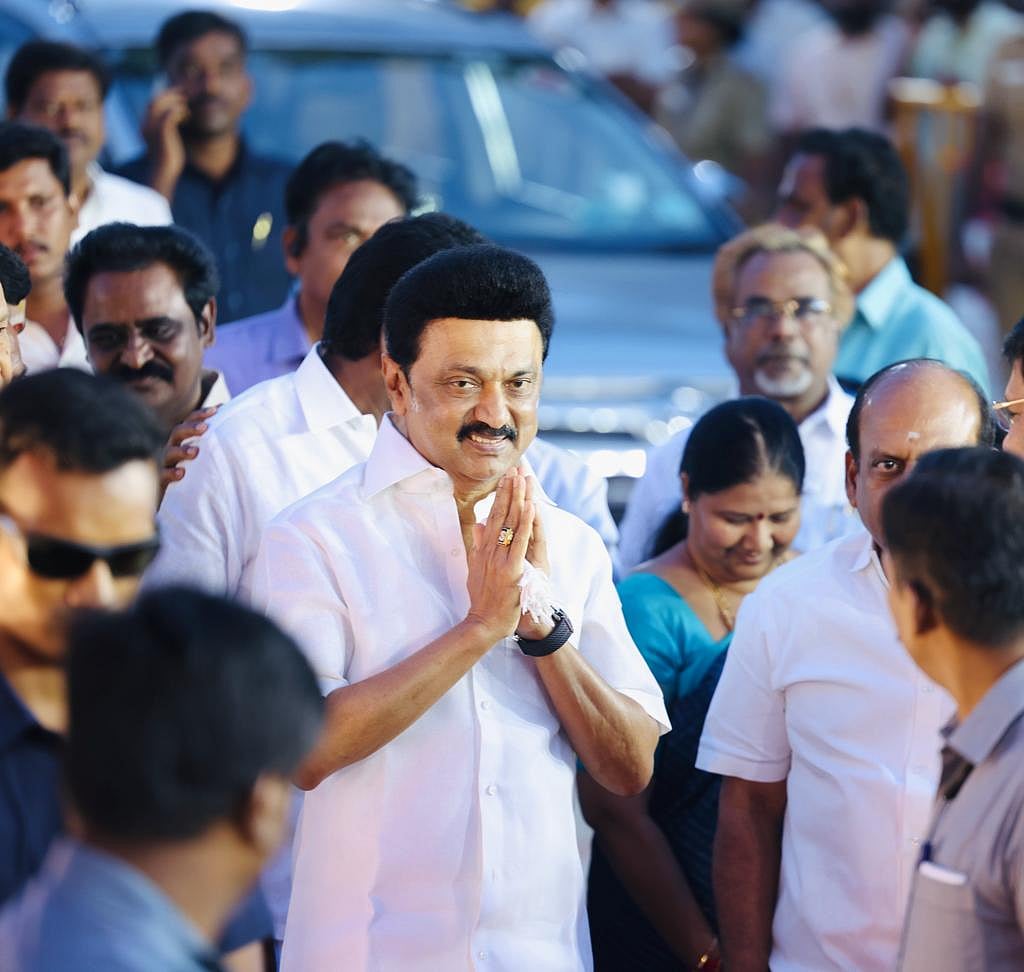 திராவிட மாடல் அரசின் 2 ஆண்டு சாதனை விளக்கப் பொதுக்கூட்டம் - முதலமைச்சரின் புகைப்படத் தொகுப்பு ! 