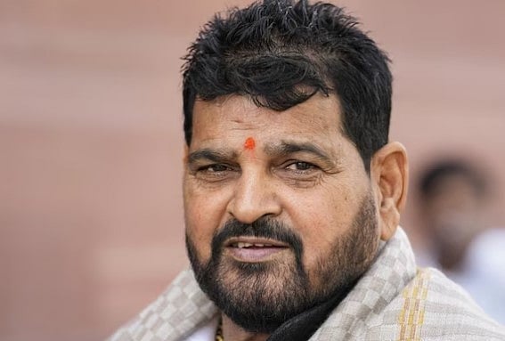 ”கட்டி அணைத்து பாலியல் தொல்லை”:  பிரிஜ் பூஷன் மீது மல்யுத்த வீராங்கனைகள் கொடுத்த அதிர்ச்சி வாக்குமூலம்!