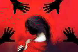 சண்டிகர்: பள்ளி சிறுமி கூட்டு பாலியல் வன்கொடுமை.. 1 வருடமாக தொடர்ந்த கொடுமை.. சக மாணவர்கள் 5 பேர் கைது !