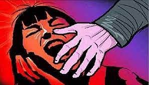 62 வயது பெண்ணை காதலிப்பதாக ஏமாற்றிய 32 வயது உ.பி இளைஞர்.. பாலியல் வன்கொடுமை செய்ததாக பரபரப்பு புகார் !