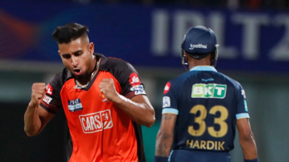 அவரிடம் பயிற்சி எடுத்தும் இன்னும் நீங்கள் திருந்தவில்லையா ? -இளம்வீரரை விமர்சித்த வீரேந்திர சேவாக் !