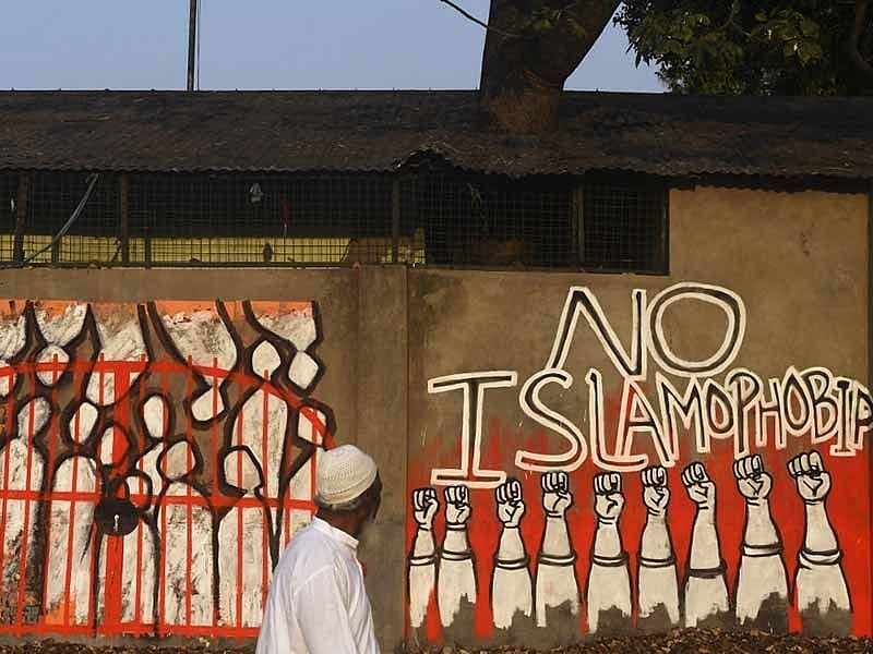 இஸ்லாமிய மதத்தை விமர்சிக்க கூடாதா? மோடி ஆட்சியில் வளர்த்துவிடப்படும் இஸ்லாமோஃபோபியா? : சிறப்புக் கட்டுரை!