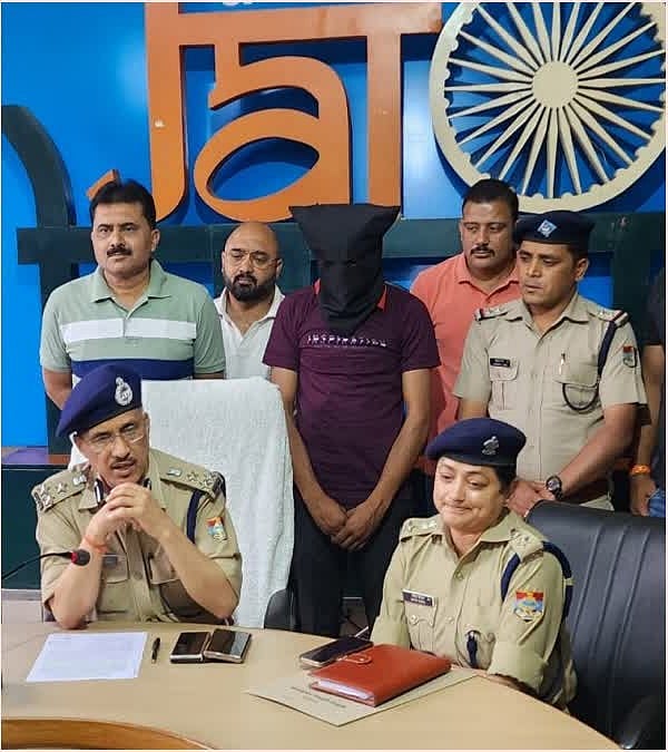 பெண்களே எச்சரிக்கை! Lift கொடுப்பதாக கூறி பாலியல் வன்கொடுமை செய்த டாக்சி ஓட்டுநர்: 150 CCTV உதவியோடு கைது!