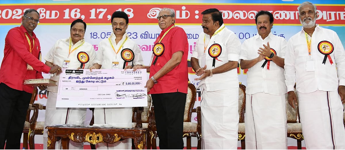 ஒரிசா அரசால் சிறந்த தொழிற்சங்கமாக LDF தேர்ந்தெடுக்கப்பட்டு பரிசும் வழங்கப்பட்டது -முதலமைச்சர் பெருமிதம் !