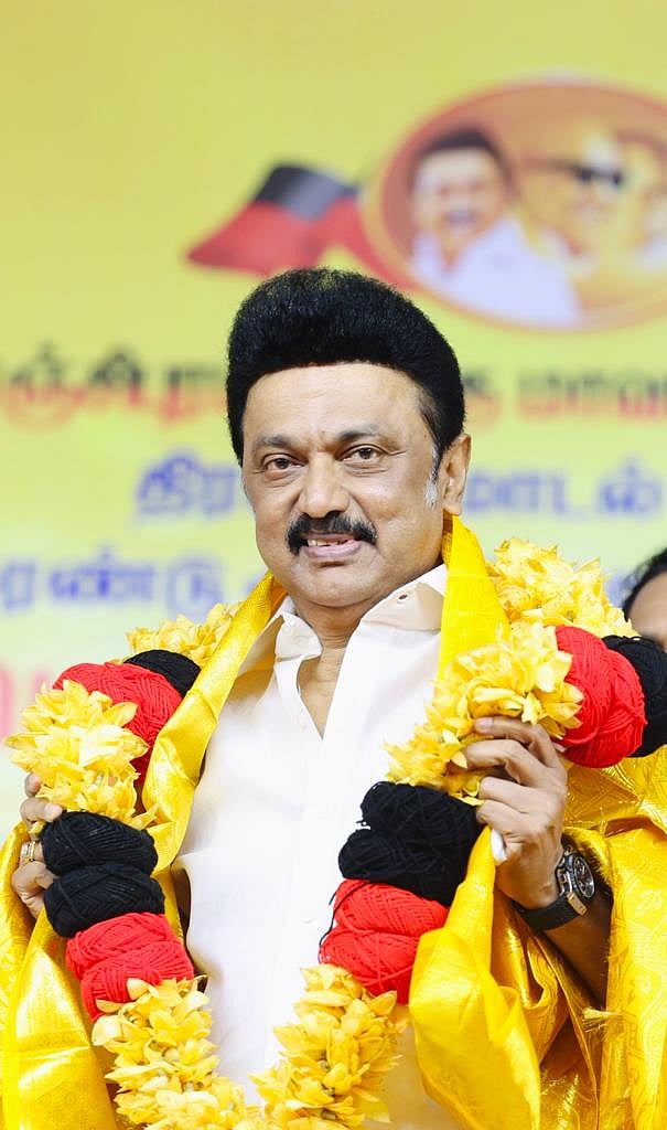 திராவிட மாடல் அரசின் 2 ஆண்டு சாதனை விளக்கப் பொதுக்கூட்டம் - முதலமைச்சரின் புகைப்படத் தொகுப்பு !