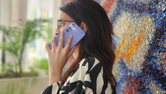 நீங்கள் 30 நிமிடங்களுக்கு மேல் செல்போனில் பேசுறீங்களா?.. அப்போ உங்களுக்கான எச்சரிக்கை இதுதான்!