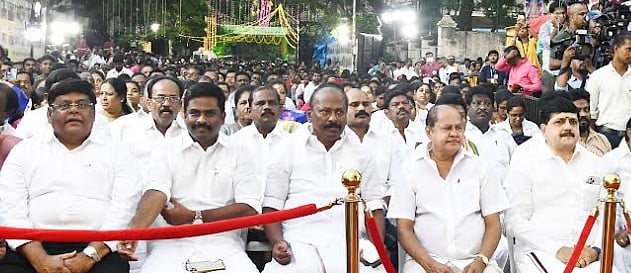 தமிழ்நாட்டின் வளர்ச்சி ஒருவருக்கு மட்டும் புலப்படவில்லை -ஆளுநருக்கு பதிலடி கொடுத்த முதலமைச்சர் !