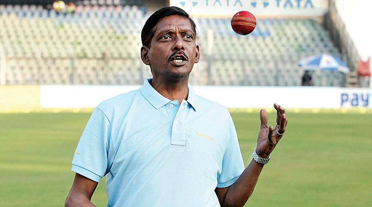 "தோனி இதை எப்படி செய்தார் ? அதை நினைத்தாலே ஆச்சரியமாக இருக்கிறது" -முன்னாள் வீரர் வியப்பு !