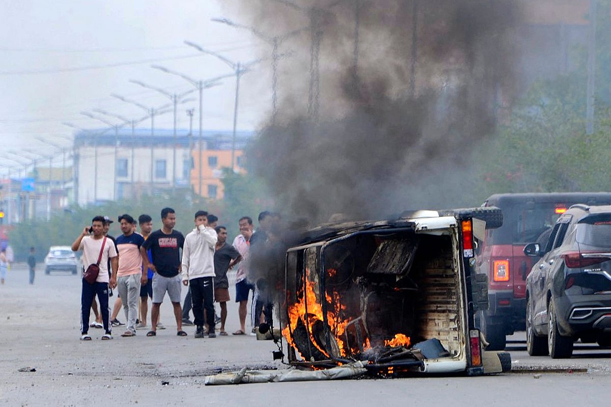 மணிப்பூர் விவகாரத்தில் பிரதமர் மோடி அமைதியாக இருப்பது ஏன்?.. CPI பொதுச் செயலாளர் டி.ராஜா கேள்வி!