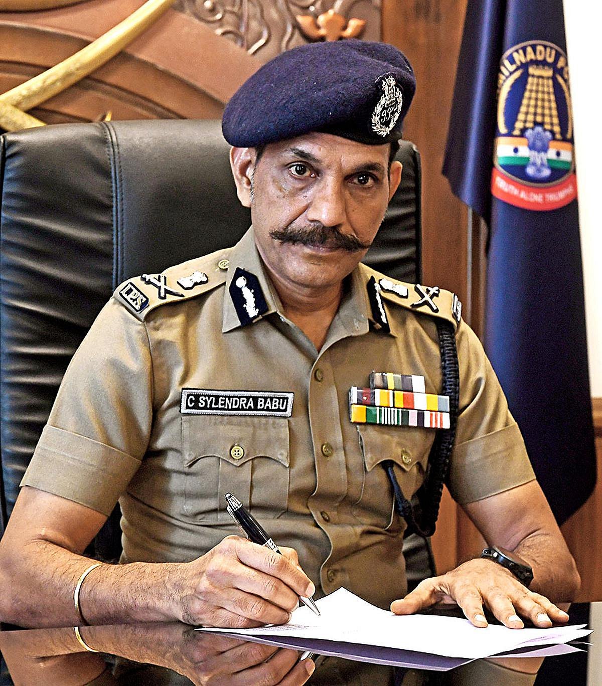 “ஜாமின் நிபந்தனைகள் முறையாக பின்பற்றப்படுகிறதா ?” - கண்காணிக்க காவல் துறையினருக்கு DGP அதிரடி உத்தரவு !