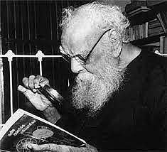 “சமூக நீதிக் காவலர் வி.பி. சிங்குக்கு மாநில கல்லூரியில் முழு உருவ சிலை” -முதல்வர் மு.க.ஸ்டாலின் அறிவிப்பு