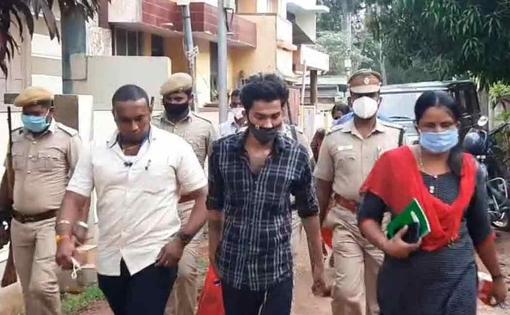 100க்கும் அதிகமான பெண்கள்,ஆபாச படங்கள்: தமிழகத்தை  உலுக்கிய நாகர்கோவில் காசி வழக்கில் நீதிமன்றம் தீர்ப்பு