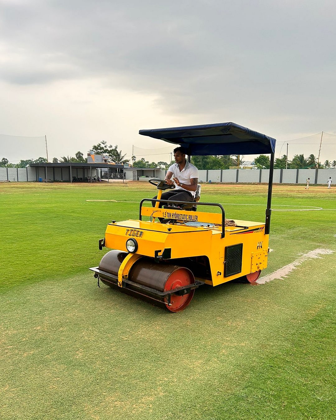 ”என்னால் முடியாததை இவர் செய்துள்ளார்”.. நடராஜனை பாராட்டிய இந்திய கிரிக்கெட் அணி வீரர் தினேஷ் கார்த்திக்!