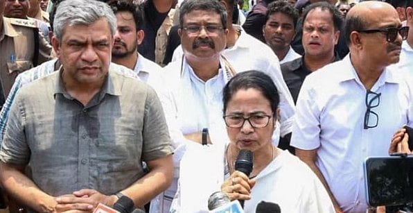 பா.ஜ.க ஆட்சியில் ரயில்வே துறை எப்படி உள்ளது?.. ரத்த சாட்சி ஒடிசா ரயில் விபத்து: முரசொலி வேதனை!