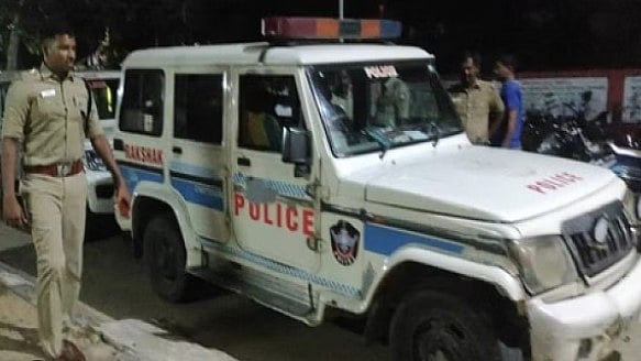 ’நாங்களும் உங்களுடன் வரோம்’.. கணவன் இறந்த துக்கத்தில் 2 மகள்களுடன் மனைவி எடுத்த விபரீதம்!
