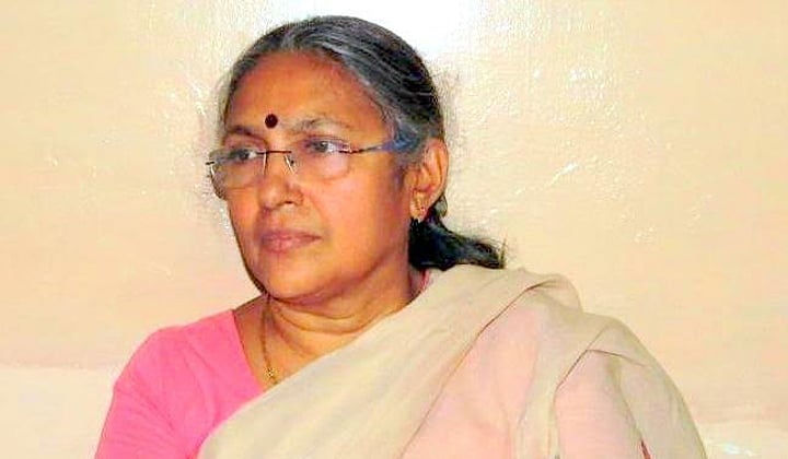 ஜனநாயக மாதர் சங்கத்தின் தேசிய நிர்வாகியான வாசுகி 