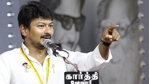 “நான் கலைஞரின் பேரன்; மன்னிப்பெல்லாம் கேட்க முடியாது.. எதற்கும் அஞ்ச மாட்டேன்” : அமைச்சர் உதயநிதி பதிலடி!