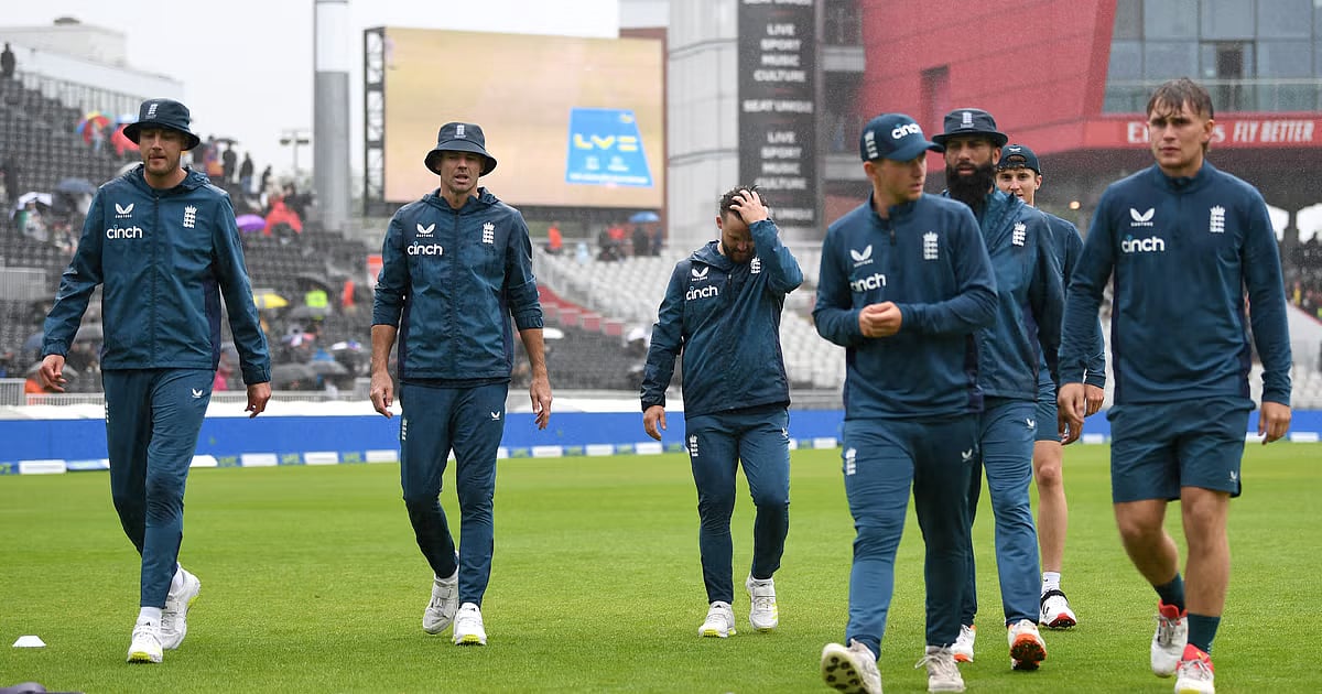 தொடர்ந்து 8 ஆண்டுகள்.. ஆஷஸ் கோப்பையை தக்கவைத்த ஆஸ்திரேலியா.. சிறிய தவறால் வெற்றியை தவறவிட்ட இங்கிலாந்து !