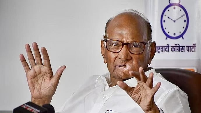 கட்சித்தாவல் தடை சட்டத்தின் கீழ் நடவடிக்கை.. தேசியவாத காங்கிரஸ் தீர்மானம்.. சரத்பவாரின் அடுத்த மூவ் என்ன?