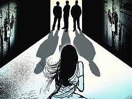 காதலன் கண்முன்னே பட்டியலின சிறுமி பாலியல் வன்கொடுமை .. ABVP மாணவர்கள் வெறிச்செயல் ? - பின்னணி என்ன ?