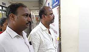 அரசு வேலை வாங்கி தருவதாக கோடிக்கணக்கில் மோசடி: அண்ணன்-அண்ணி மீது போலி புகார்:அதிமுக பிரமுகரின் தம்பி கைது