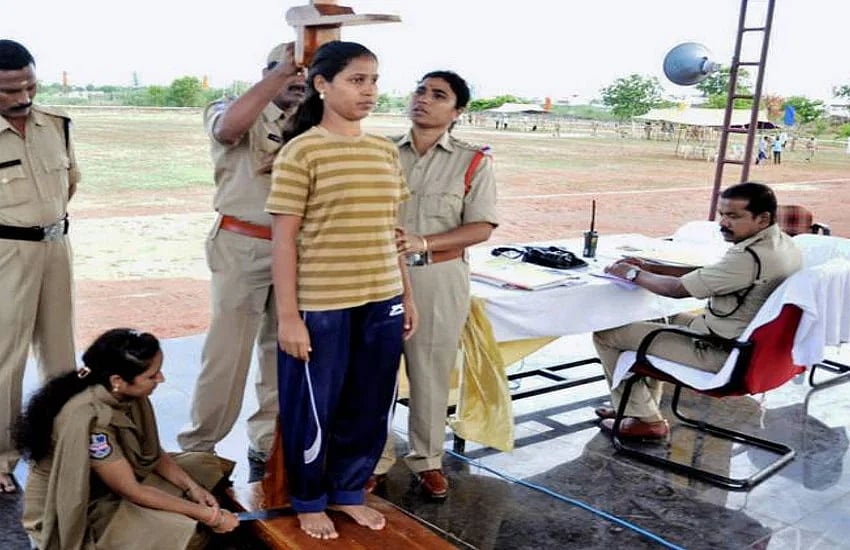 அரசு பணியில் சேர பெண்களுக்கு மார்பளவு நிர்ணயம்.. பாஜக அரசின் அறிவிப்பால் அதிர்ச்சி.. முழு விவரம் என்ன ?