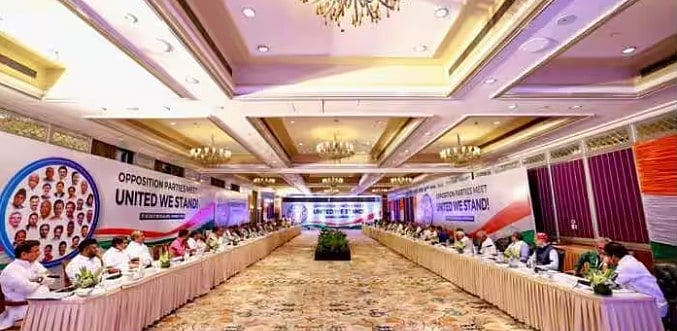 #INDIAvsNDA வலுவடையும் எதிர்க்கட்சிகள் கூட்டணி: கலக்கத்தில் பா.ஜ.க: பெங்களூரு கூட்டத்தின் முக்கிய முடிவு!