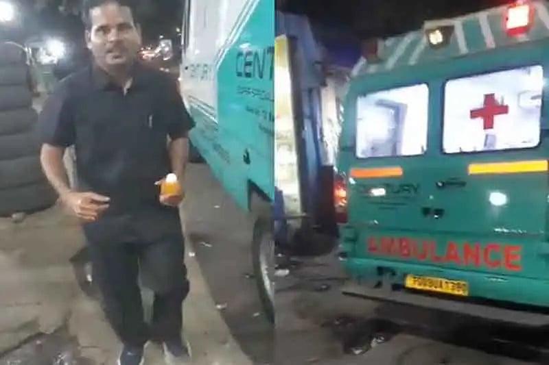 சைரன் ஒலித்தபடி பறந்த ஆம்புலன்ஸ்.. வழிவிட்ட வாகன ஓட்டிகள்.. திரைப்படத்தை மிஞ்சி காத்திருந்த அதிர்ச்சி !