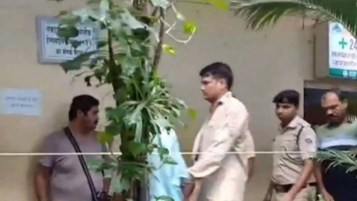 ஓடும் இரயிலில் துப்பாக்கி சூடு : ரயில்வே பாதுகாப்பு வீரர் (RPF) கொடூர செயலால் அதிகாலை 4 பேர் பரிதாப பலி !