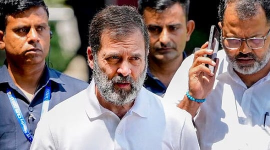 சிறை தண்டனையை நிறுத்தி வைக்க மறுப்பு.. ராகுல் காந்தி மனுவை தள்ளுபடி செய்த குஜராத் உயர்நீதிமன்றம்!