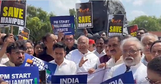 இந்தியா கேட்கிறது.. பதில் சொல்லுங்கள் பிரதமரே?: நாடாளுமன்றத்தில் 'இந்தியா' கூட்டணி கட்சி போராட்டம்!