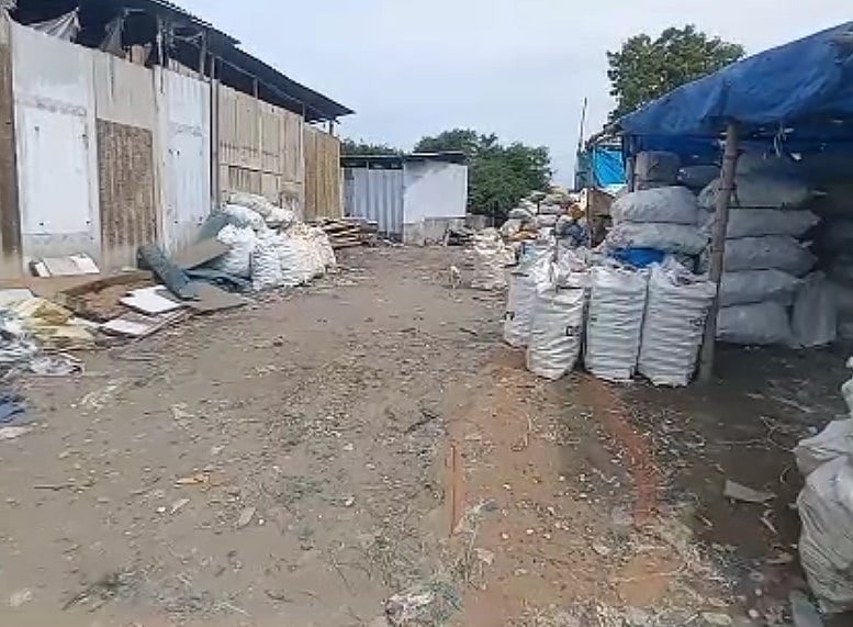 2 சிறுமிகள் உட்பட 3 பேர் கூட்டு பாலியல் வன்கொடுமை.. சிறுவர்கள் உட்பட 11 பேர் கைது: விசாரணையில் அதிர்ச்சி!