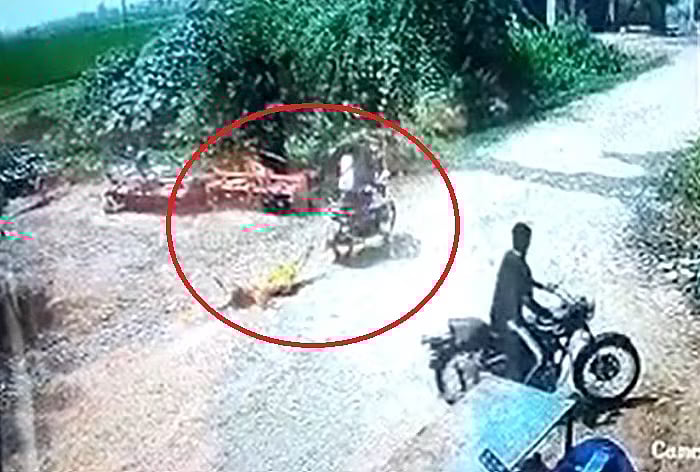 மகளை அடித்துக்கொலை செய்த தந்தை.. சடலத்தை பைக்கில் கட்டி சாலையில் இழுத்துச் சென்ற கொடூரம்.. காரணம் என்ன ?