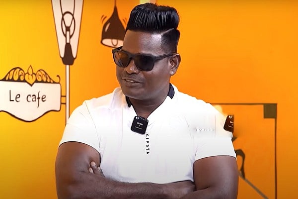 “ஆஸ்கர் கொடுத்தாலும் வாங்க மாட்டேன்” : TTF வாசனின் இயக்குநர் பேச்சு - கிண்டல் அடிக்கும் நெட்டிசன்கள்!