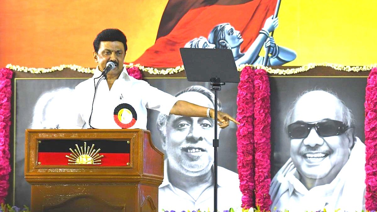 “எந்த சலசலப்புக்கும் அஞ்சி நடுங்கும் கட்சி அல்ல திமுக..”: மேடையில் எச்சரிக்கை விடுத்து பேசிய முதலமைச்சர்!