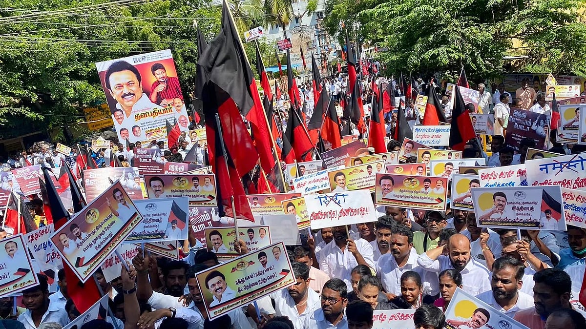 நீட் திணிப்பால் தொடரும் மரணங்கள்.. “ஆக.20 : ஒன்றிய அரசையும், ஆளுநரையும் கண்டித்து தி.மு.க போராட்டம்” !