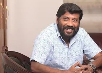 நடிகர் விஜய் படங்களை இயக்கிய பிரபல இயக்குநர் திடீர் மரணம் : தமிழ் மற்றும் மலையாள சினிமா உலகம் அதிர்ச்சி!