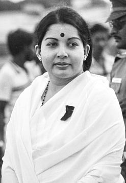 ஜெ.வின் மறுபக்கங்கள்: நினைத்துப்பார்க்க முடியாத நாடகங்களை அரங்கேற்றிய ஜெயலலிதா.. அம்பலப்படுத்திய முரசொலி!