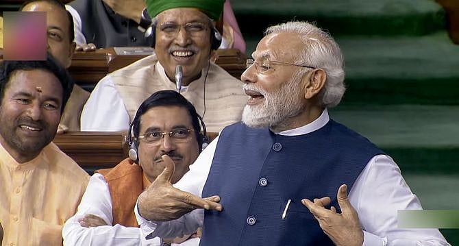 'Nonsense': மணிப்பூர் பற்றி கவலையின்றி  சிரித்துக் கொண்டிருக்கிறார் மோடி, -விமர்சித்த ராகுல் காந்தி !