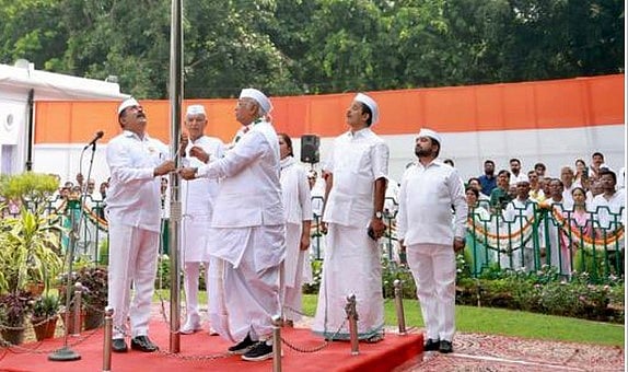 ”பிரதமர் மோடி அடுத்த ஆண்டு தேசியக்கொடி ஏற்றுவார்; எங்கு தெரியுமா?” : மல்லிகார்ஜூன கார்கே சொல்வது என்ன?