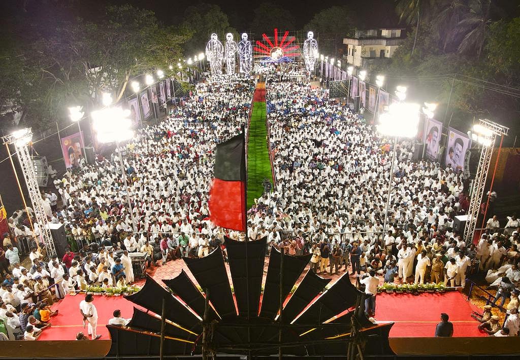 “பிரதமர் விமானம் இல்லாமல் கூட செல்வார்; அதானி இல்லாமல் செல்லமாட்டார்”: மோடியை கலாய்த்த அமைச்சர் உதயநிதி!