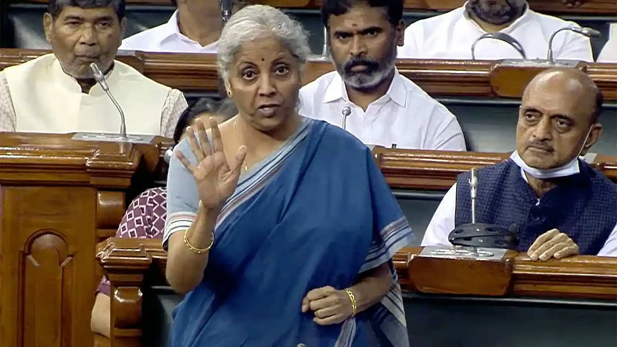 “ஜெயலலிதா அவமானப்படுத்தப்பட்டாரா?” : சினிமாவை பார்த்து கதைவிட்ட நிர்மலா சீதாராமன் - நடந்தது என்ன?