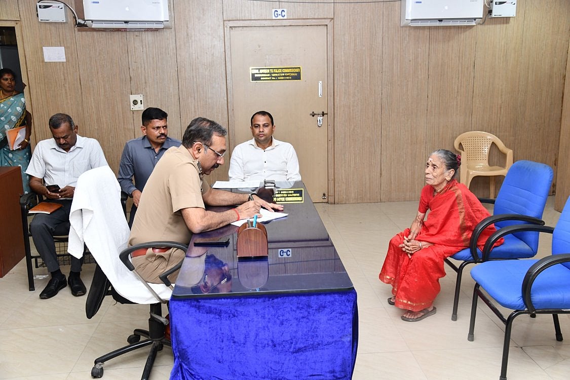 சென்னை பெருநகர காவல் ஆணையாளரிடம் நேரில் உதவி கேட்ட மூதாட்டி.. உடனடி நடவடிக்கை எடுத்த காவல்துறை !