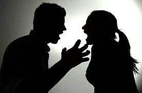 மந்திரவாதி உதவியோடு கணவரை கொல்ல சதி.. Slow Poison கொடுத்த மனைவி.. கையும் களவுமாக பிடிபட்டது எப்படி ?