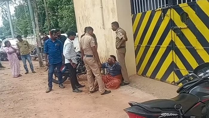 “நா வரமாட்டேன்.. என்னய Arrest பண்ணாதீங்க சார்”:போலிஸார் முன் கதறி அழுத இந்து சேனா பிரமுகர் -நடந்தது என்ன?
