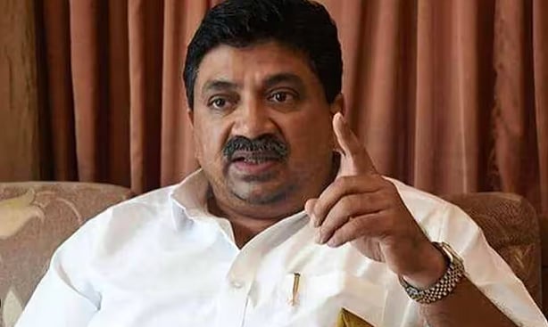 பிறரை மட்டும் குலத் தொழிலைச் செய்ய சொல்வது ஏன்?.. அமைச்சர் பி.டி.ஆர். பழனிவேல் தியாகராஜன் கேள்வி!