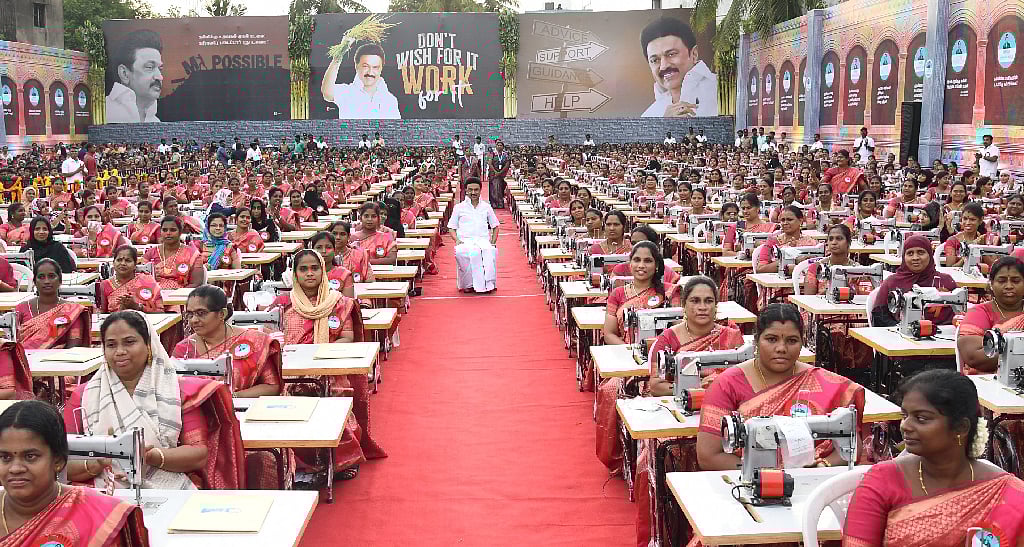 'கலைஞர் மகளிர் உரிமைத் திட்டம்' : "மகளிருக்கு அவர்களுக்கான உரிமையை கொடுக்கிறோம்" - முதலமைச்சர் பேச்சு !